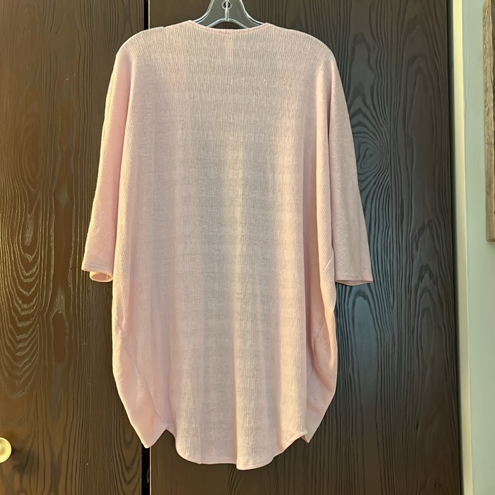 Twenty Ten light pink colored shrug. Size Medium. - Picture 5 of 7
